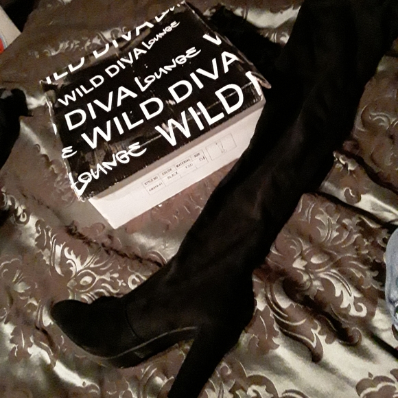 Thigh High Heels - Picture 1 of 1